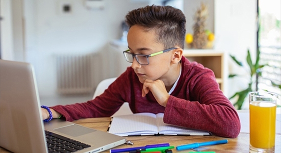 مدارس ابتدایی استان تهران سه شنبه و چهارشنبه مجازی شد/ امکان دورکاری مادران شاغل